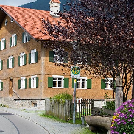Viktoria Ferienhaus: Family Wellness Retreat with 4-Star Amenities Oberstdorf Exterior photo