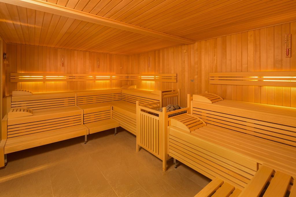 Viktoria Ferienhaus: Family Wellness Retreat with 4-Star Amenities Oberstdorf Exterior photo