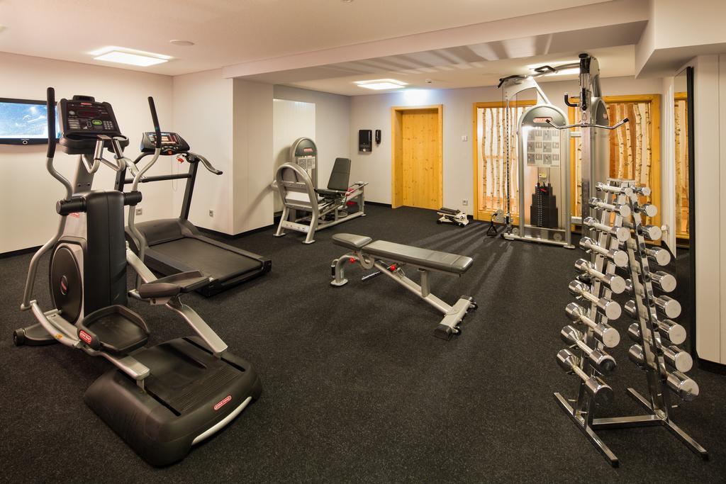 Viktoria Ferienhaus: Family Wellness Retreat with 4-Star Amenities Oberstdorf Exterior photo