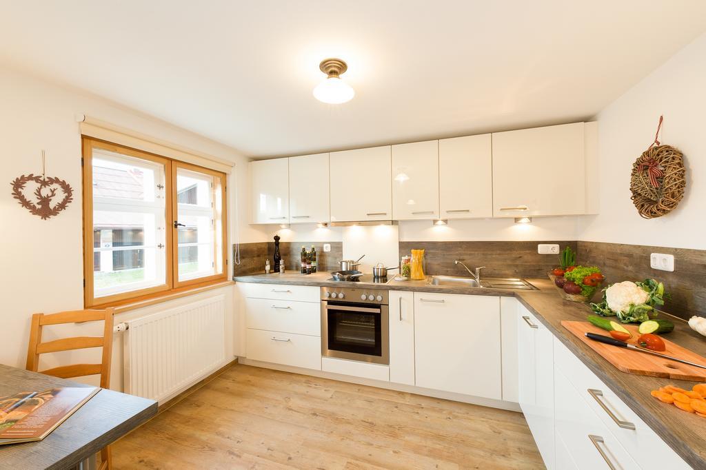 Viktoria Ferienhaus: Family Wellness Retreat with 4-Star Amenities Oberstdorf Exterior photo