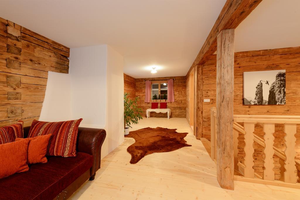 Viktoria Ferienhaus: Family Wellness Retreat with 4-Star Amenities Oberstdorf Exterior photo